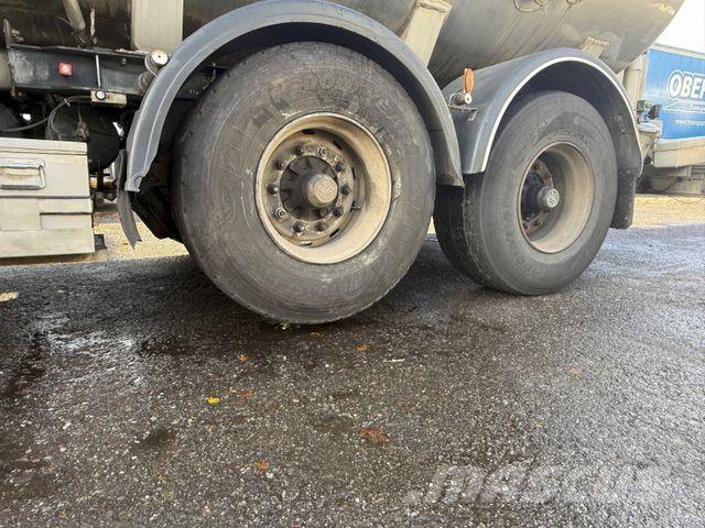  Maisonneuv 25.000L Tanker poluprikolice