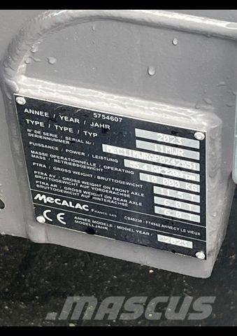 Mecalac 11 MWR Bageri na kotačima