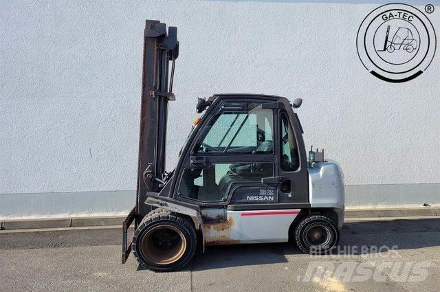 Nissan YG1D2A320 Dizelski viličari