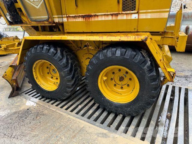 O&K O&amp;K GRADER Asfaltni finišeri