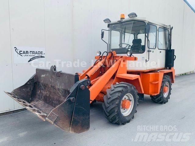 Schaeff SKB 902 Utovarni rovokopači