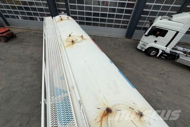 Spitzer 34m3 Tanker poluprikolice