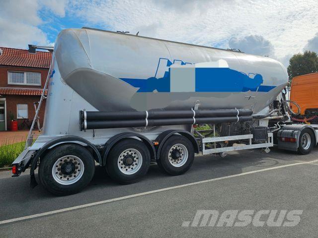 Spitzer Zement 37m³ Tanker poluprikolice