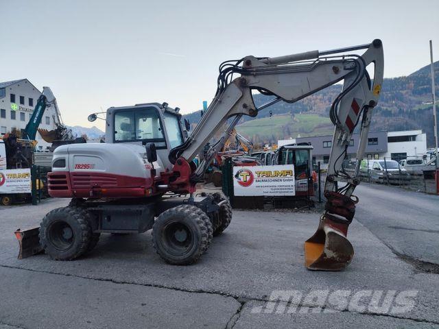 Takeuchi TB295W Bageri na kotačima