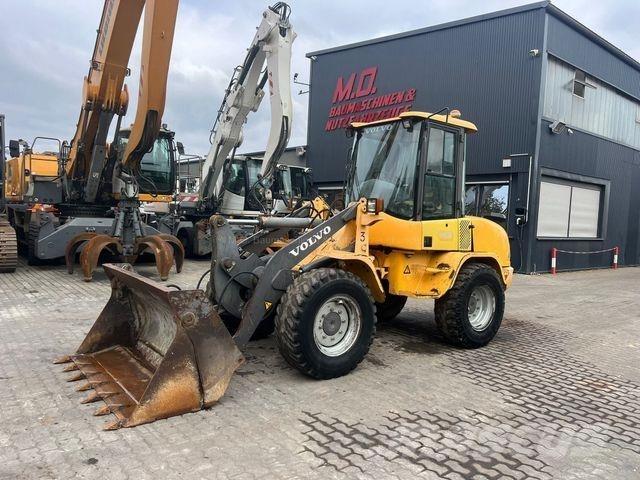 Volvo L30B Utovarivači na kotačima