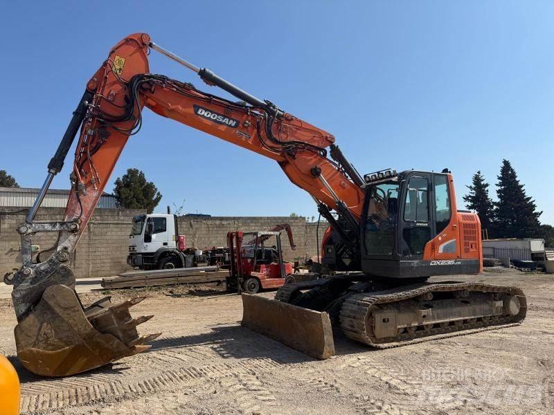 Doosan DX235LCR Bageri gusjeničari