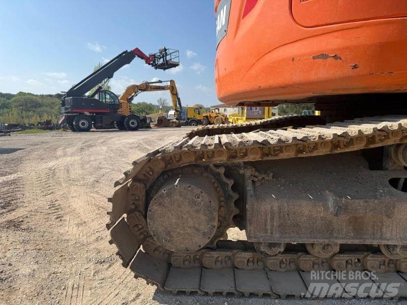 Doosan DX235LCR Bageri gusjeničari