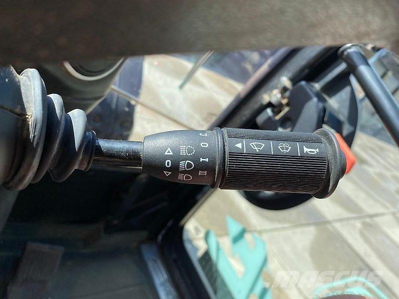 JCB TM 320 Teleskopski viličari