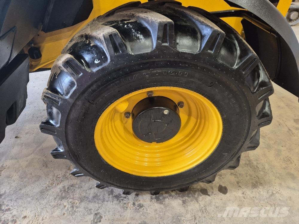  531 70 Teleskopski viličari