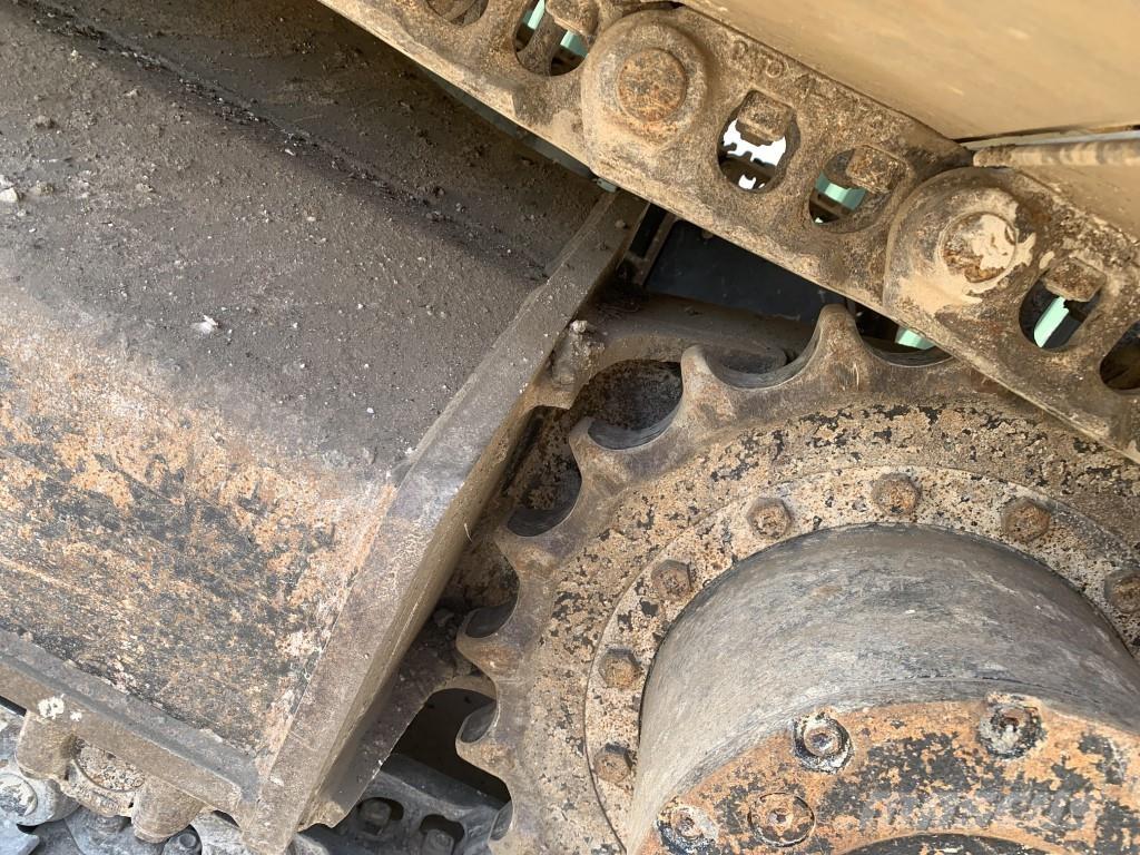 CAT  Bageri gusjeničari