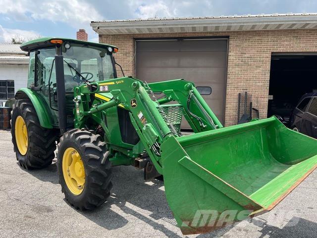 John Deere 5075M Građevinarstvo – ostalo