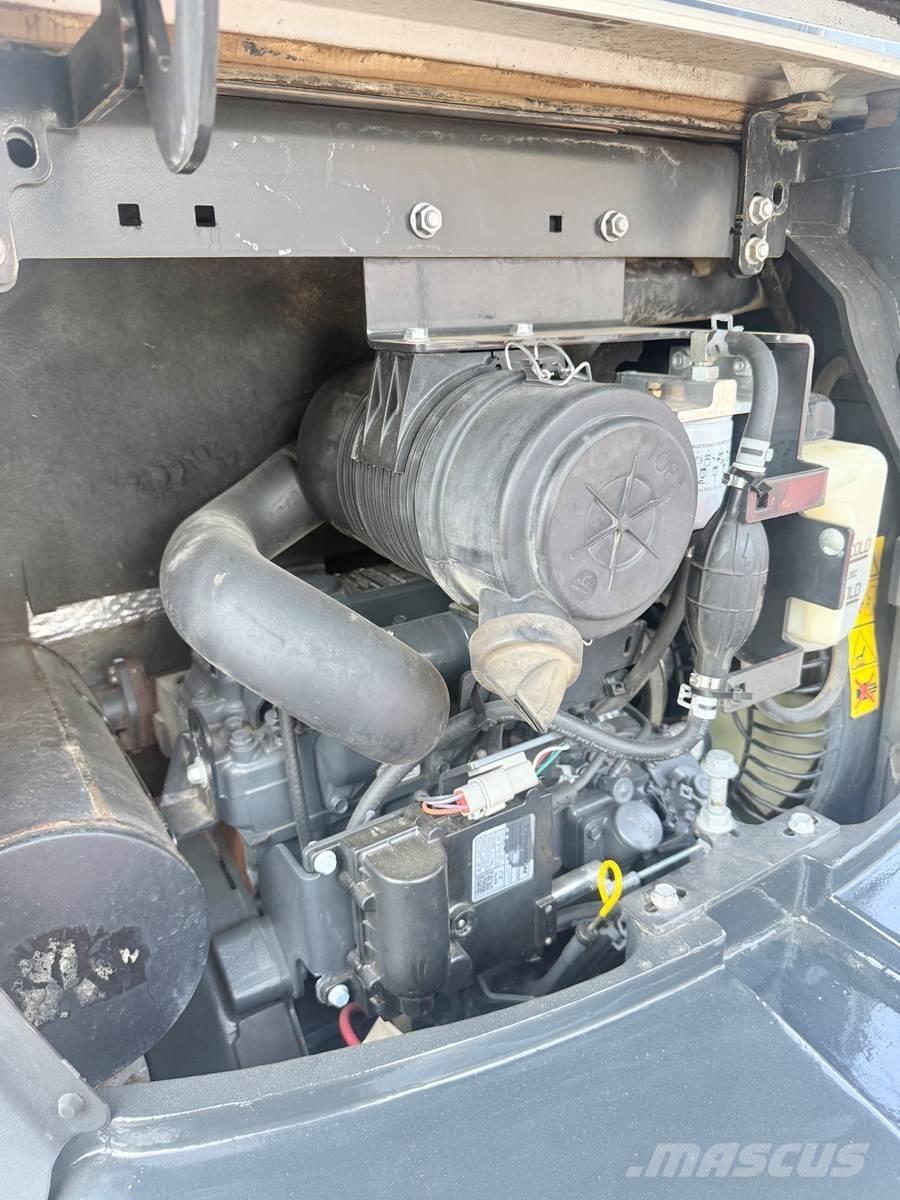 Bobcat E35 Mini bageri <7t