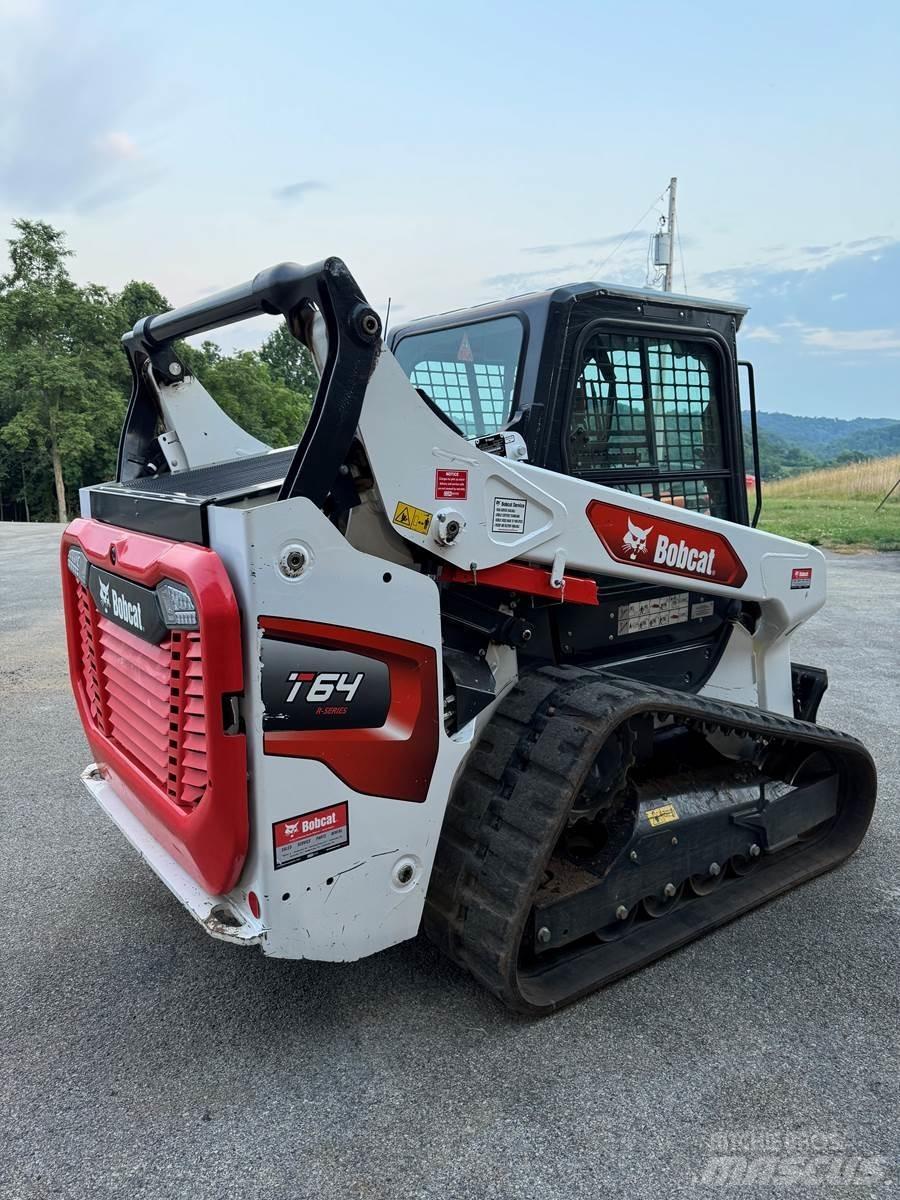 Bobcat T64 Skid steer mini utovarivači