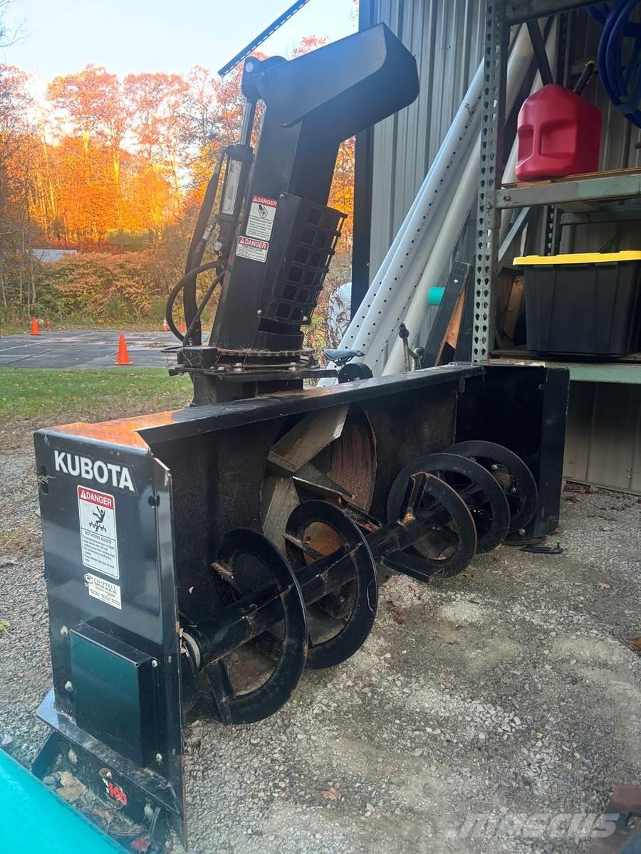 CASE 321F Utovarivači na kotačima