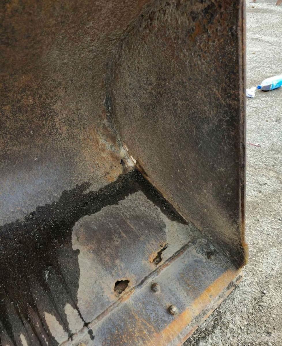 CASE 621B Utovarivači na kotačima