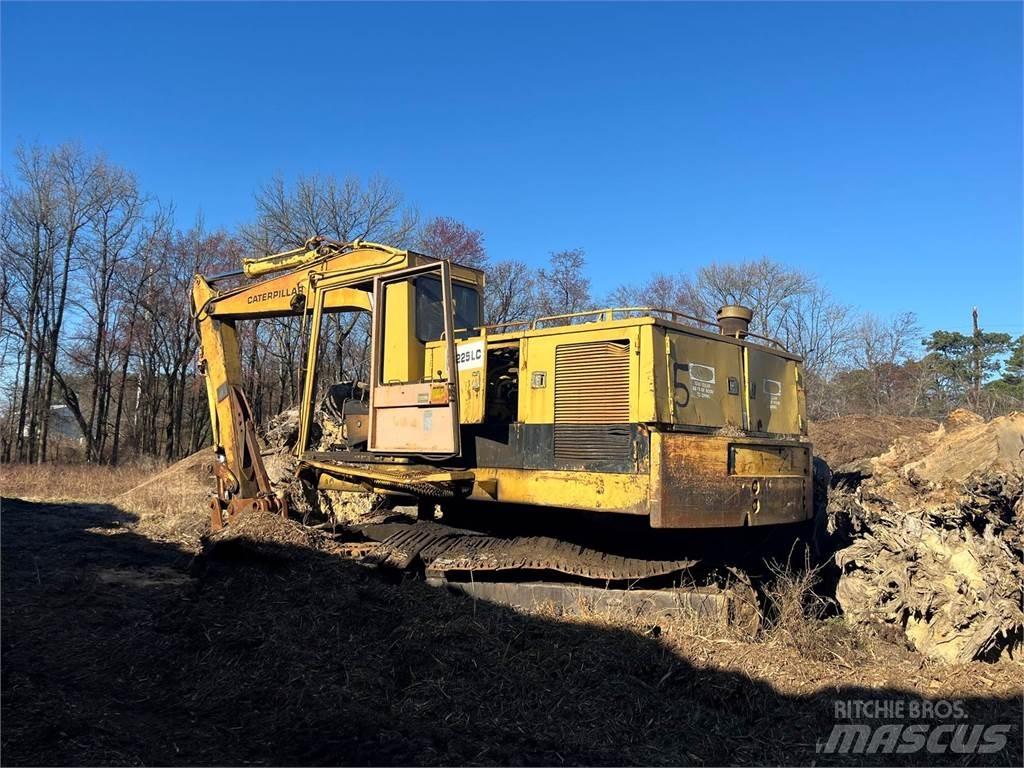 CAT 225 LC Bageri gusjeničari