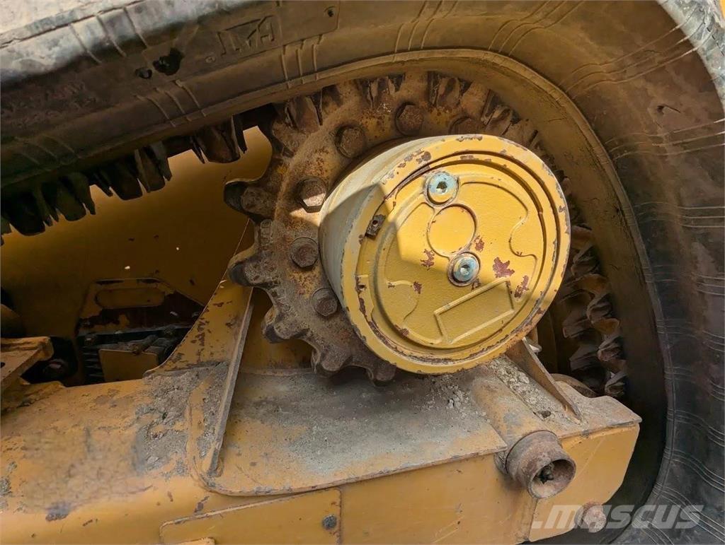 CAT 239D3 Skid steer mini utovarivači