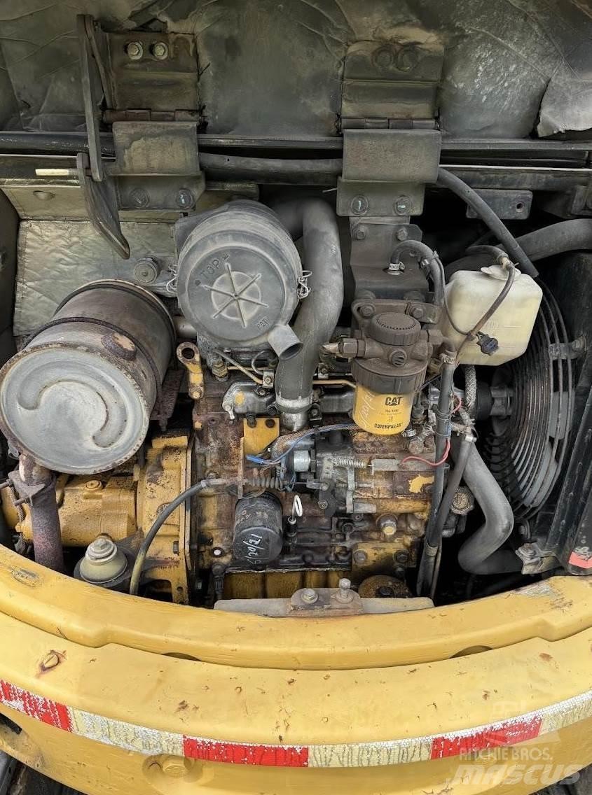 CAT 304CR Mini bageri <7t