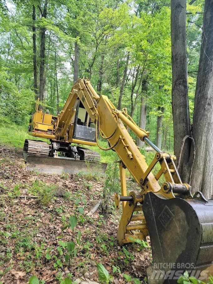 CAT 307 Bageri gusjeničari