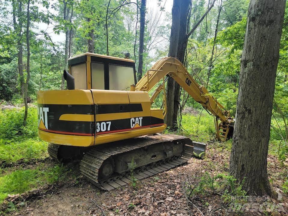 CAT 307 Bageri gusjeničari