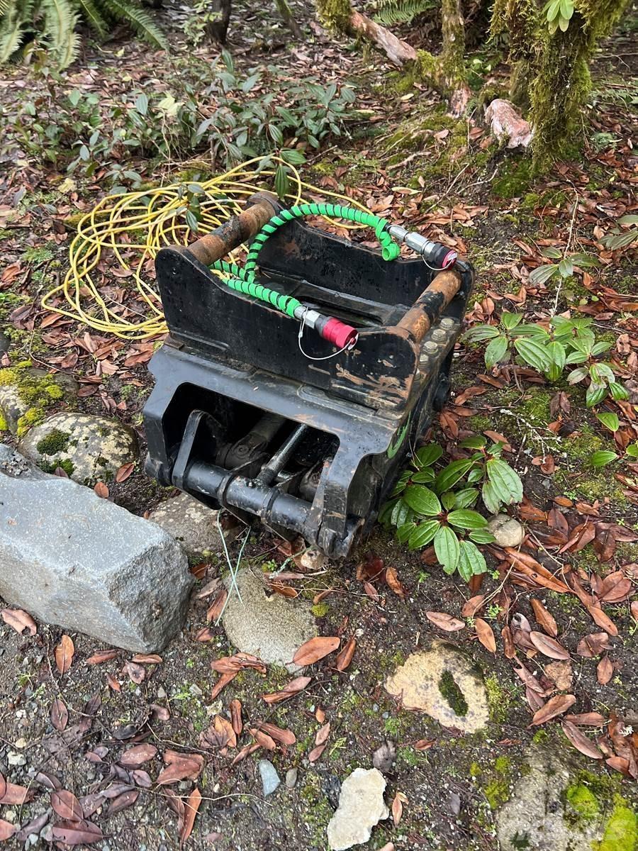 CAT 308 Bageri gusjeničari