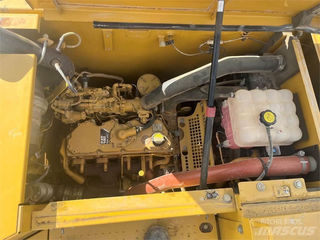 CAT 313FL Bageri gusjeničari