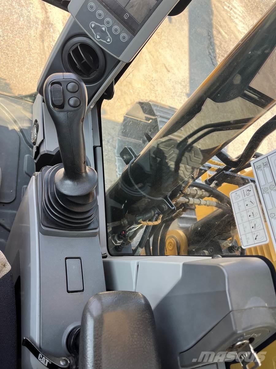 CAT 313FL Bageri gusjeničari