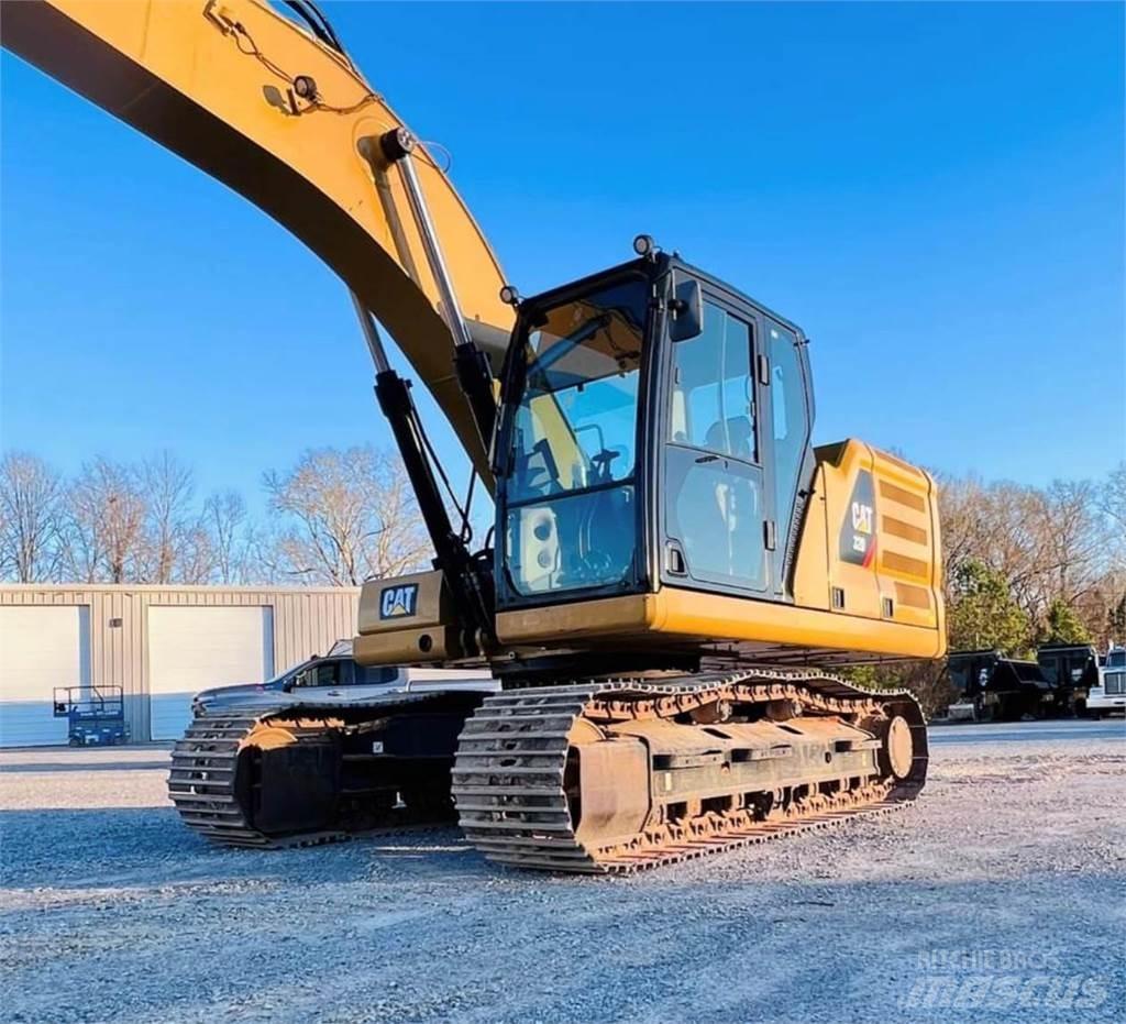 CAT 320 Bageri gusjeničari
