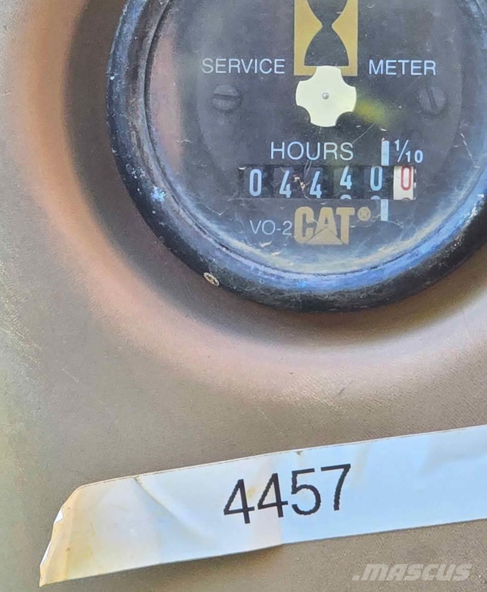 CAT 320L Bageri gusjeničari