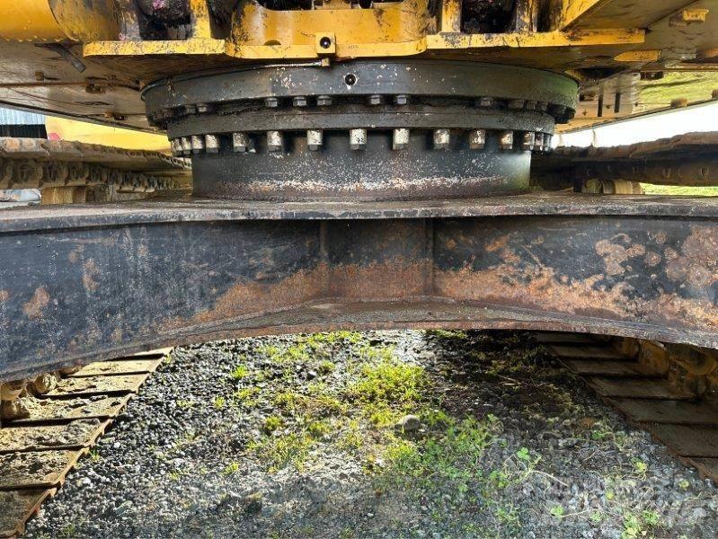 CAT 323FL Bageri gusjeničari
