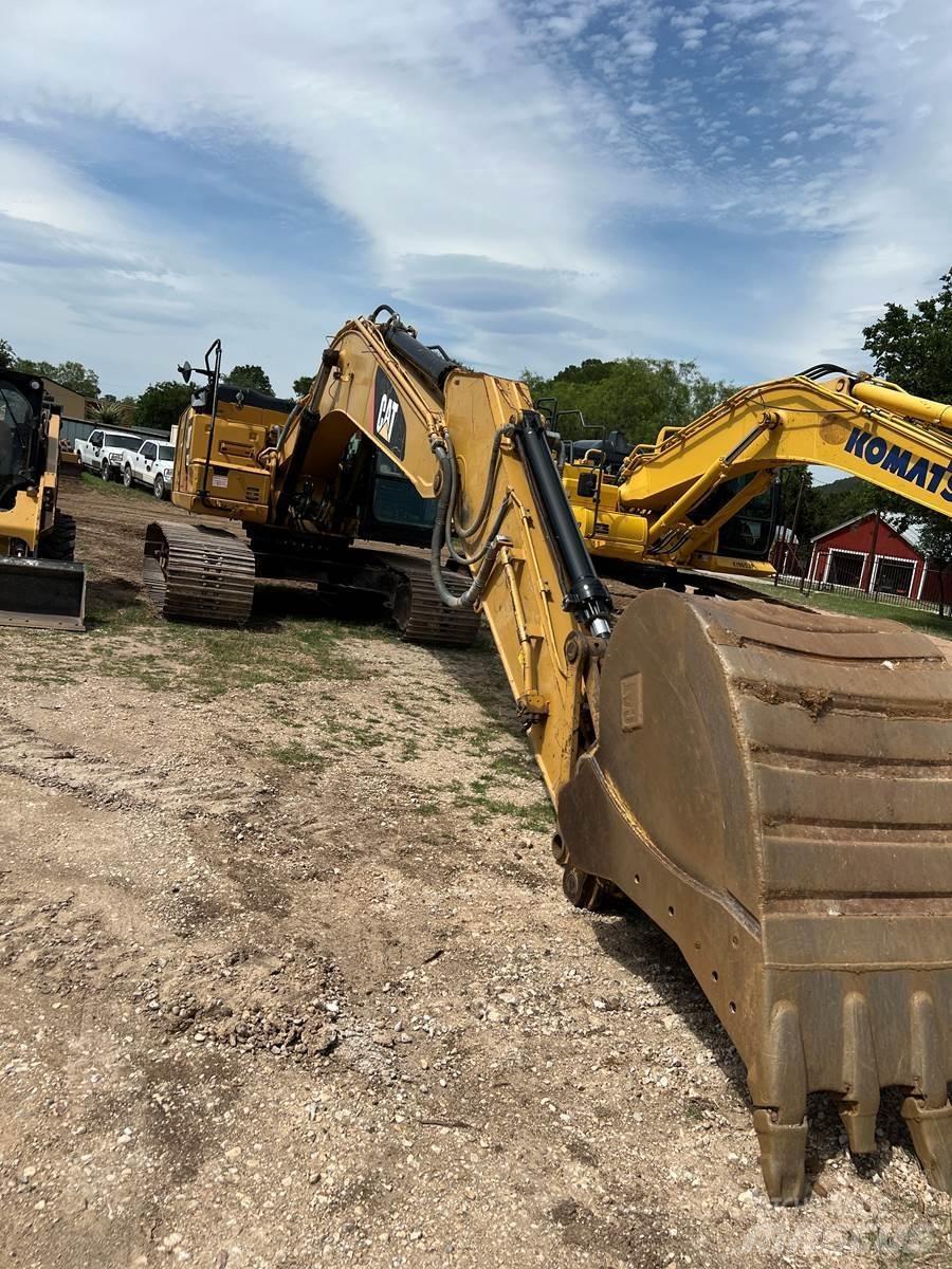 CAT 323FL Bageri gusjeničari
