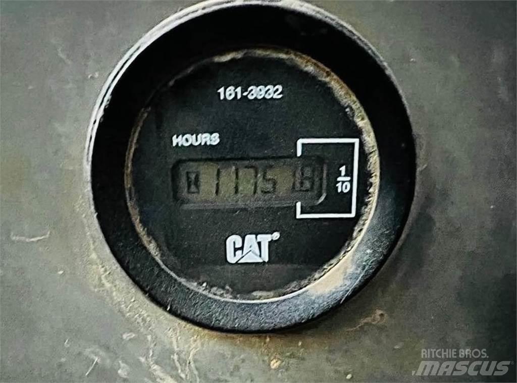 CAT 324DL Bageri gusjeničari