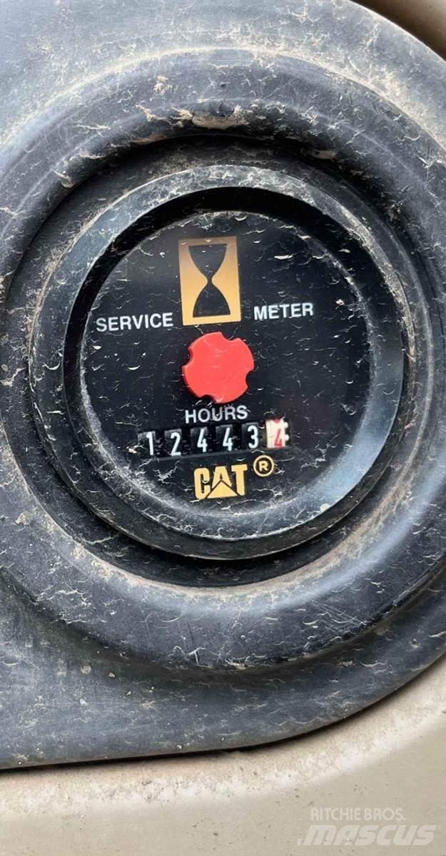 CAT 325CL Bageri gusjeničari