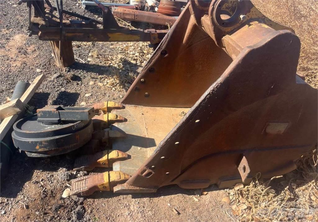 CAT 325L Bageri gusjeničari