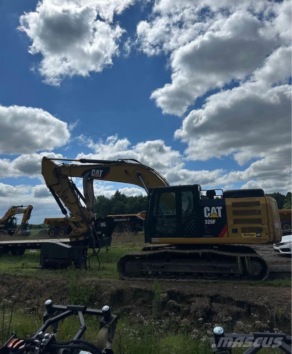 CAT 326FL Bageri gusjeničari