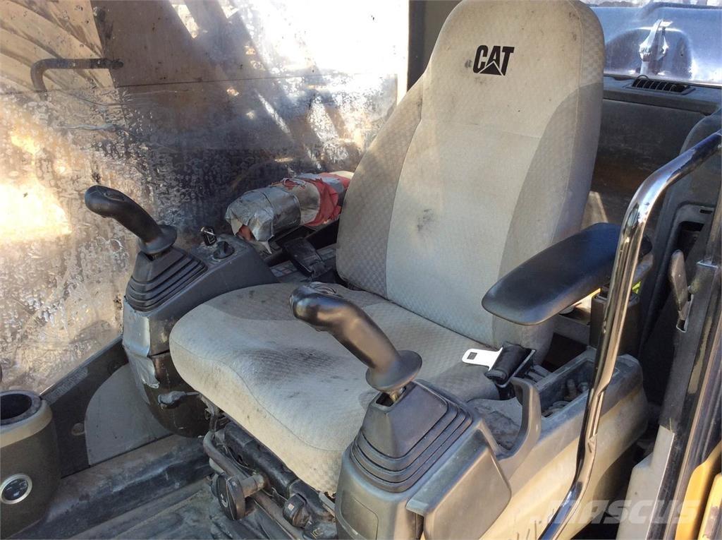 CAT 329DL Bageri gusjeničari