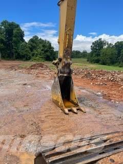 CAT 330BL Bageri gusjeničari