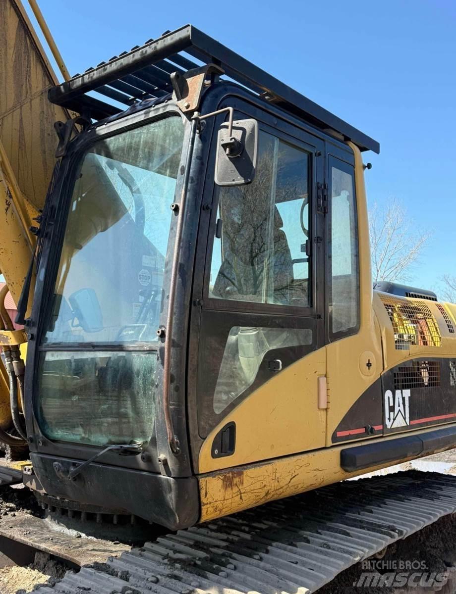 CAT 330C Bageri gusjeničari