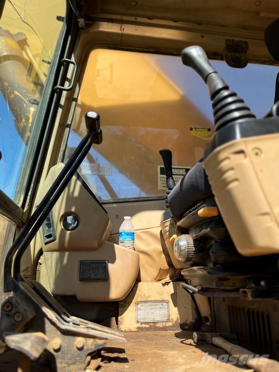 CAT 330L Bageri gusjeničari