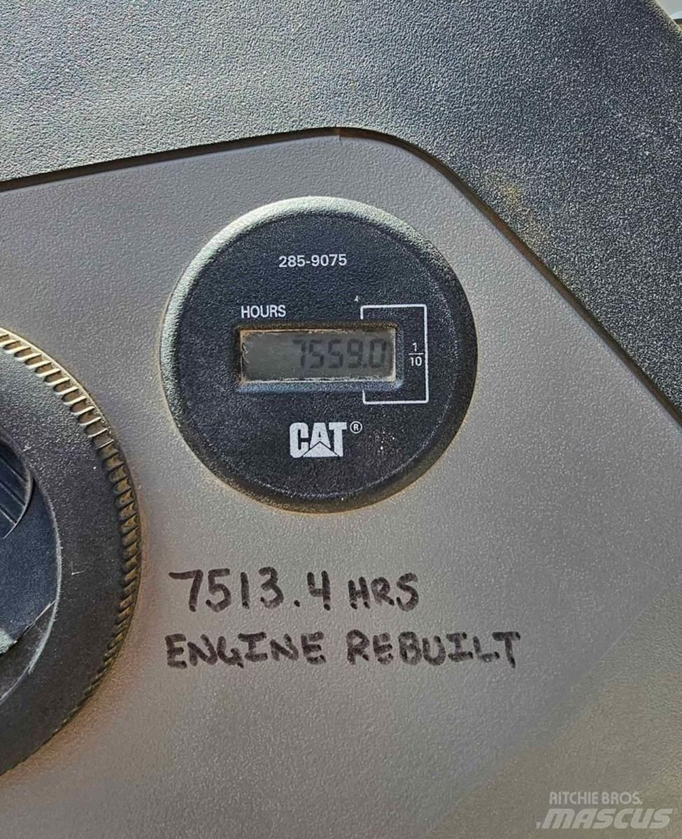 CAT 420E Utovarni rovokopači