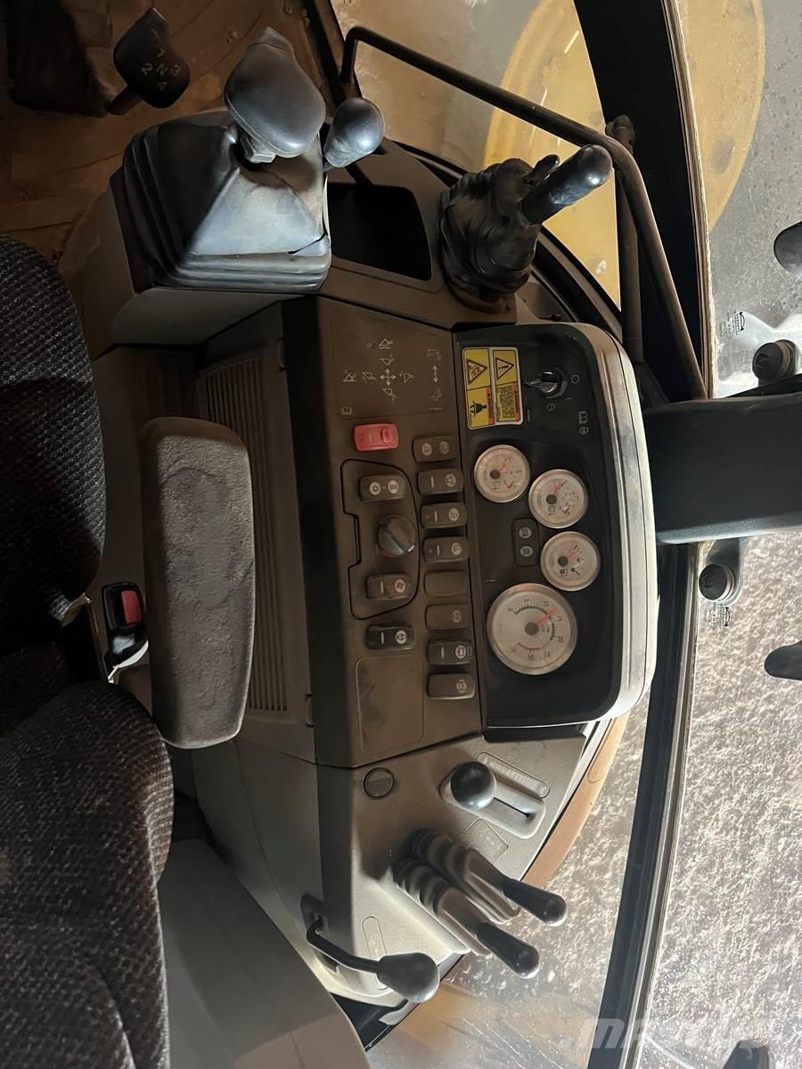 CAT 420E Utovarni rovokopači