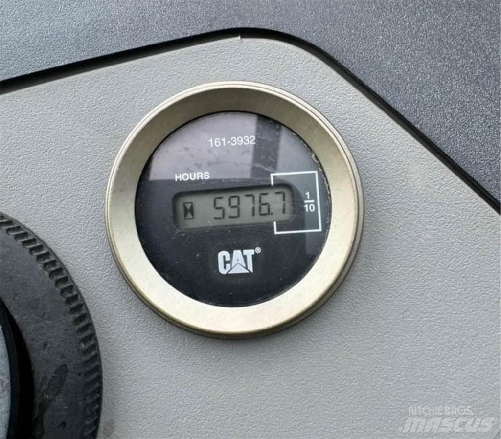 CAT 430E Utovarni rovokopači