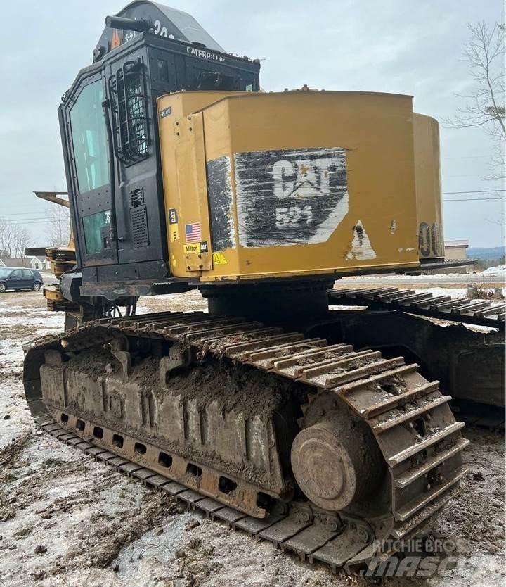 CAT 521 Strojevi za sječu stabala