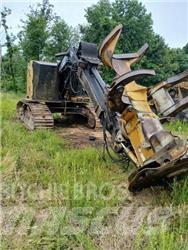CAT 521 Strojevi za sječu stabala