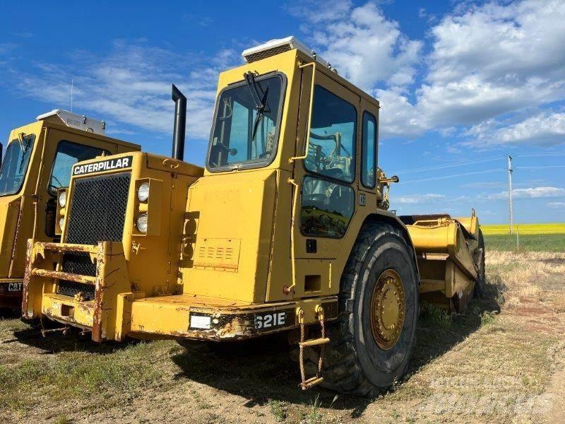 CAT 621E Strugači