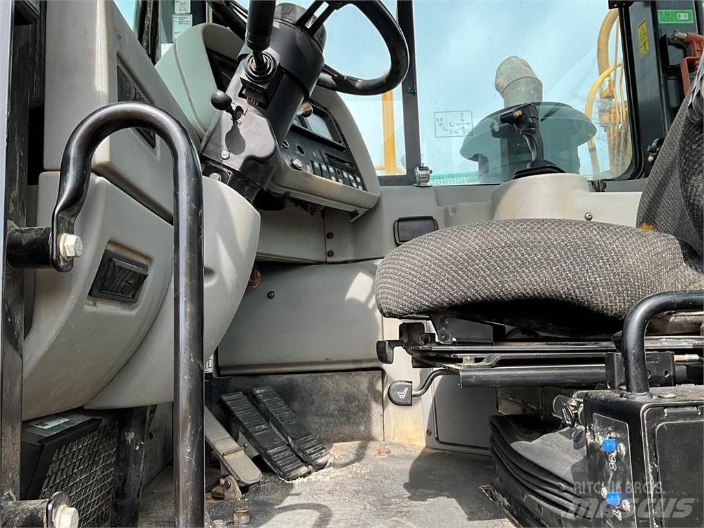 CAT 627G Strugači