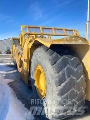 CAT 631G Strugači