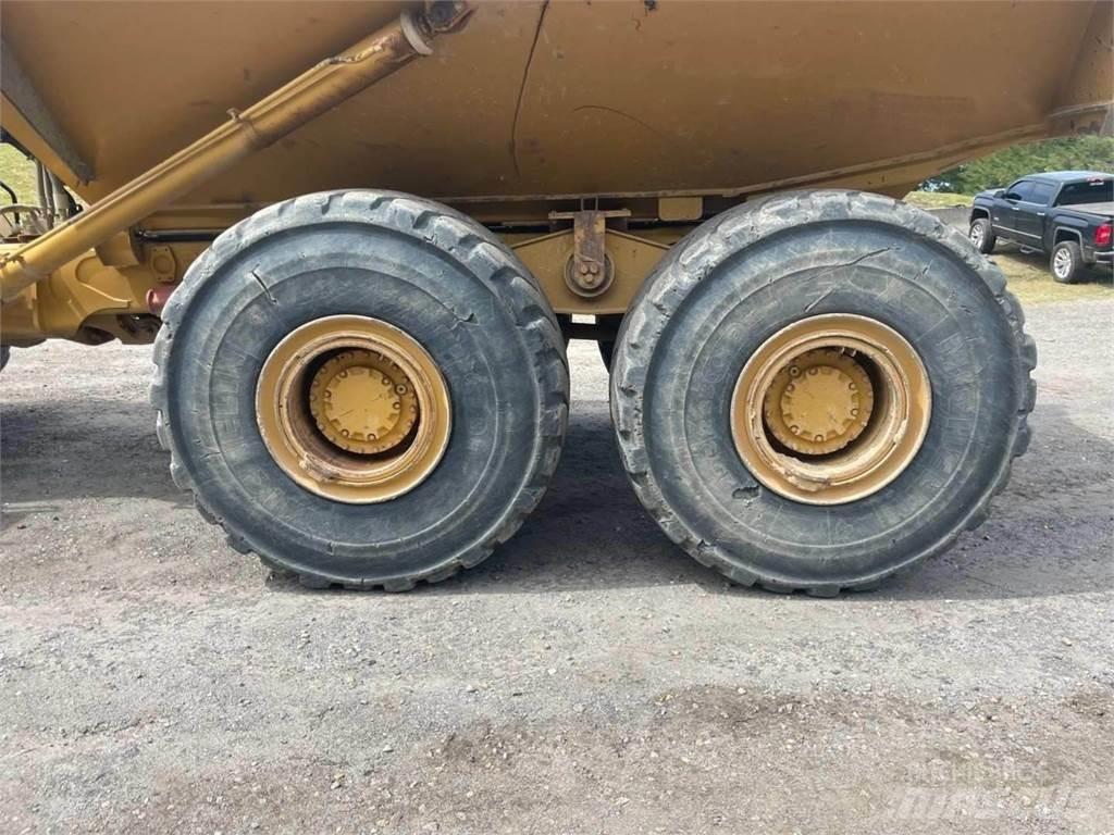 CAT 740 Zglobni demperi