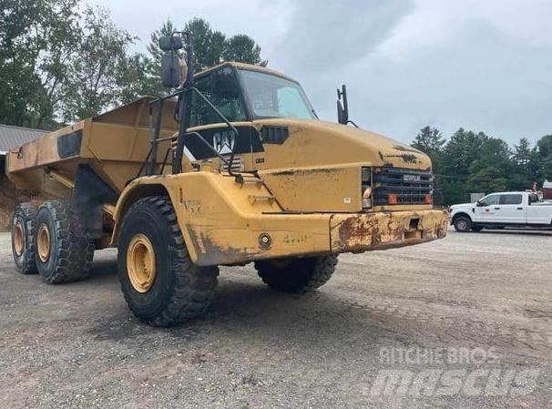 CAT 740 Zglobni demperi