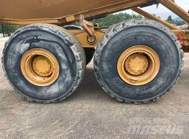 CAT 740 Zglobni demperi